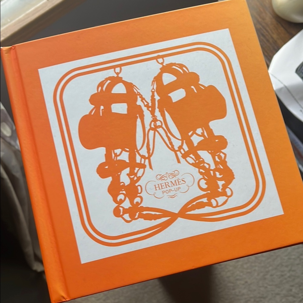Hermès Orange Pop-Up Book